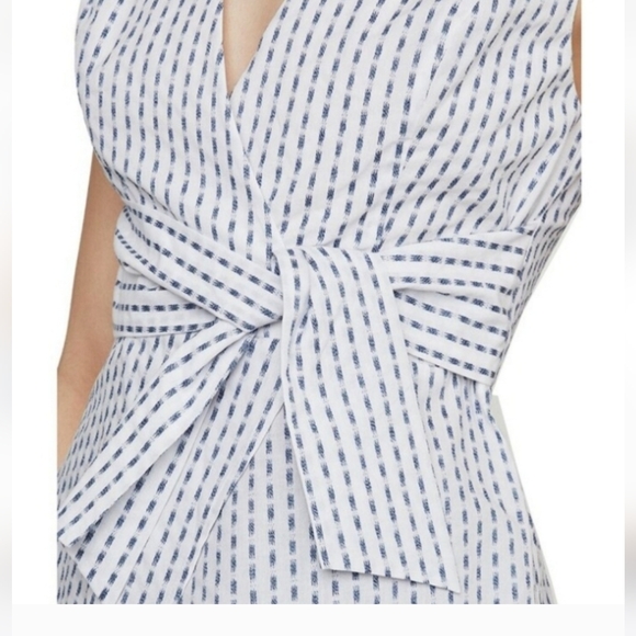 EUC BCBGMAXAZRIA Womens Ikat Striped Knot-Front Faux WrapTank Top SMALL - Picture 2 of 9
